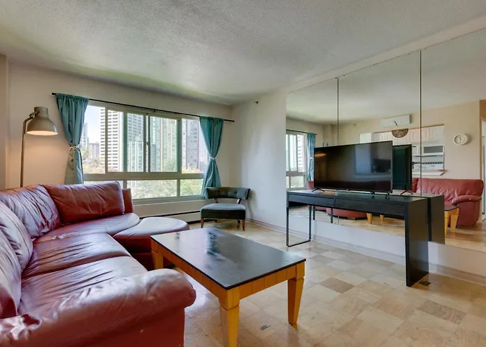 Downtown Seattle Condo With Rooftop Deck And Views!